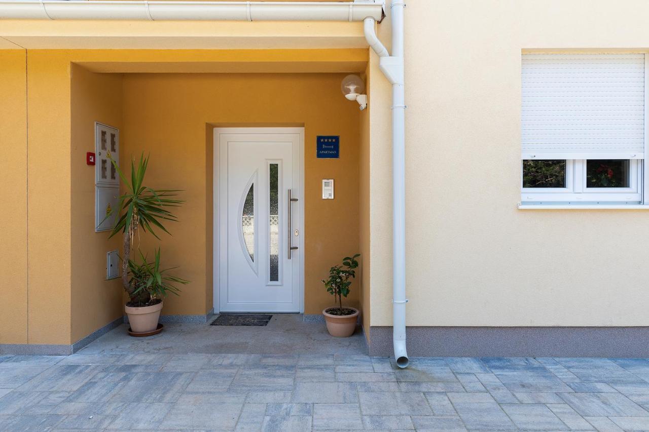 Apartments Jan&Enzo Medulin Exterior photo